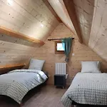 Holiday home Et Perchee 