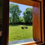 Holiday home Et Perchee 