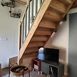 Et Perchee 