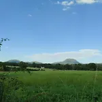 Et Perchee 