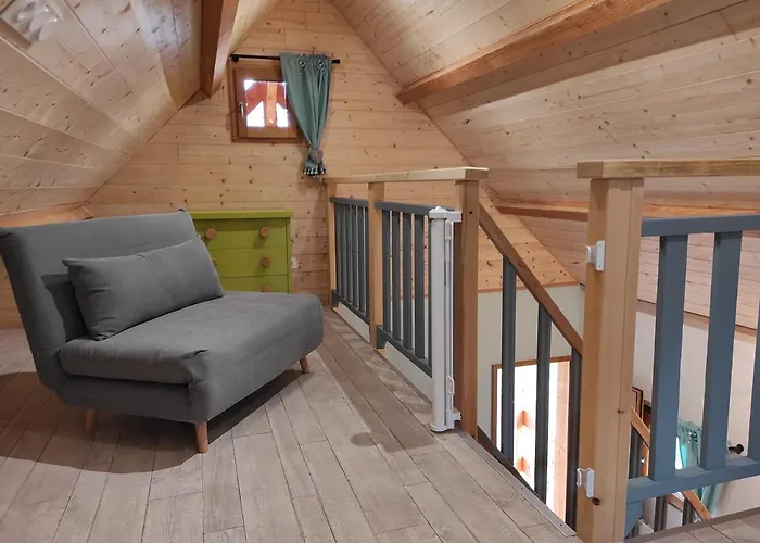 Holiday home Et Perchee 